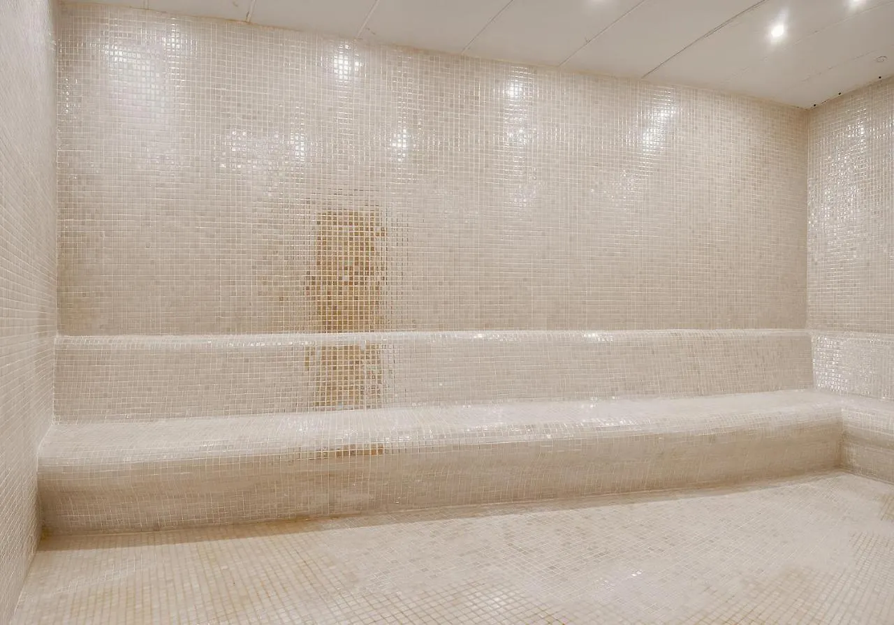 Tnr Otel & Spa Kusadasi 3*,