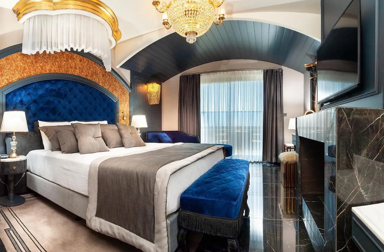 Tnr Otel & Spa Kusadası Hotel