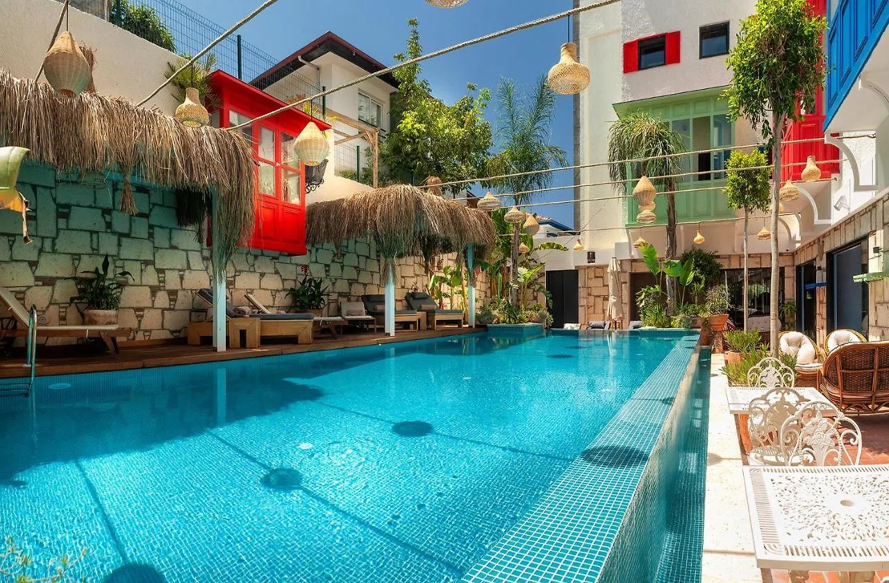 Tnr Otel & Spa Kusadası